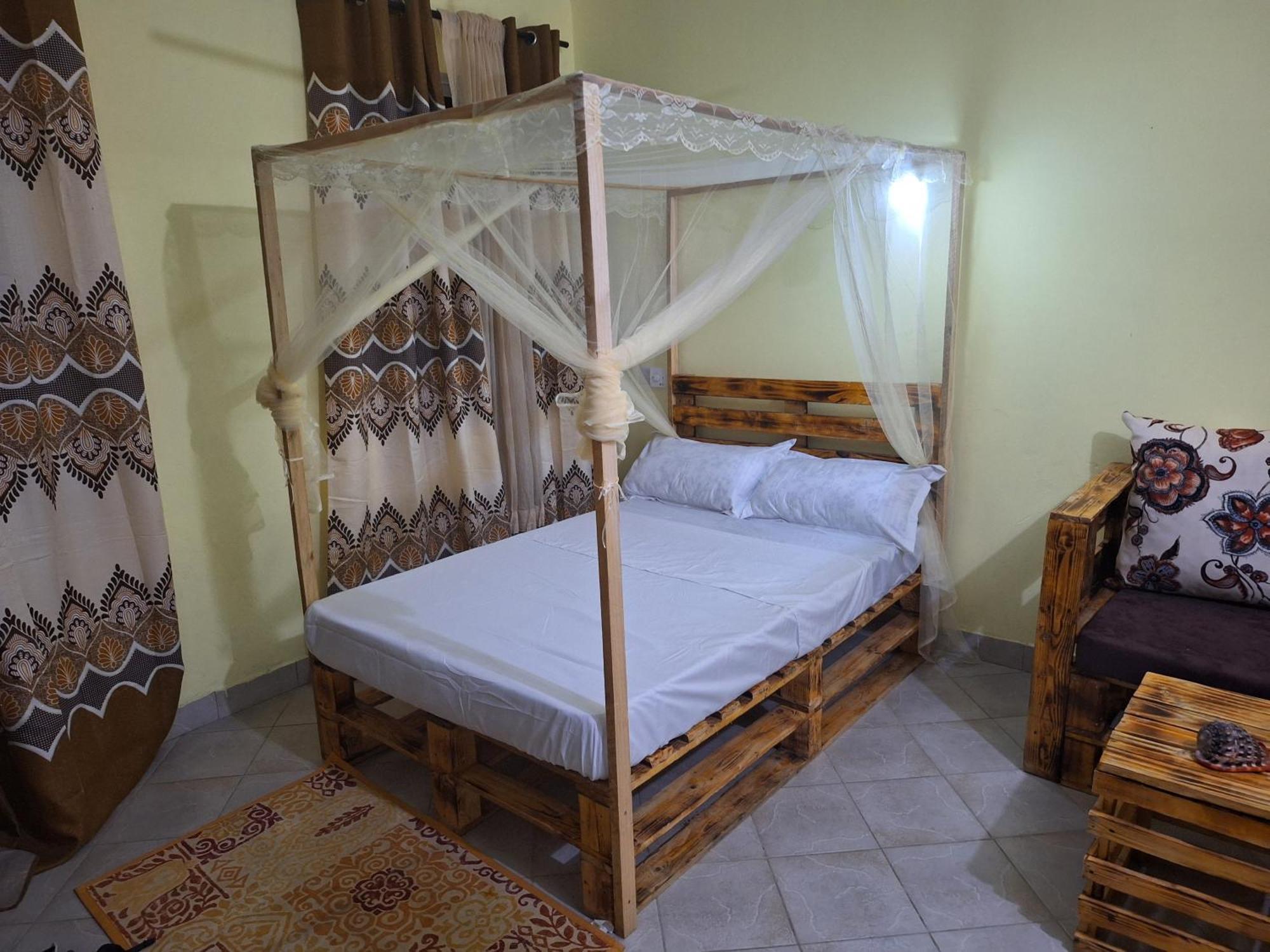 Mount Zion Guest House, Mtwapa Mtomondoni Mombasa Zewnętrze zdjęcie